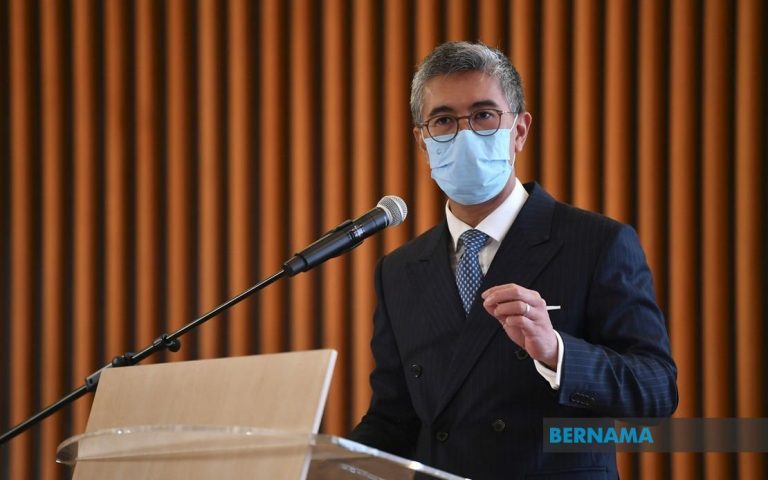 Bank tidak kenakan faedah terkompaun, caj lewat bayar moratorium – Tengku Zafrul