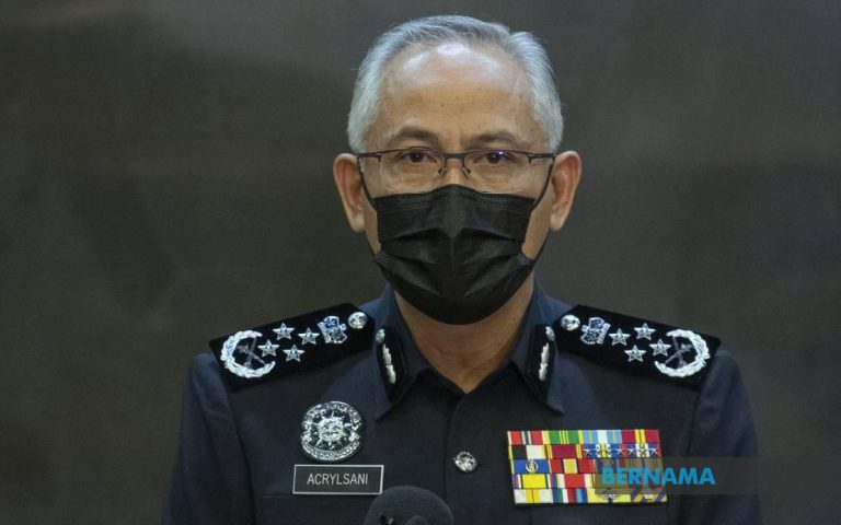 Tiga orang dibenarkan dalam satu kereta bagi tujuan perubatan, vaksinasi