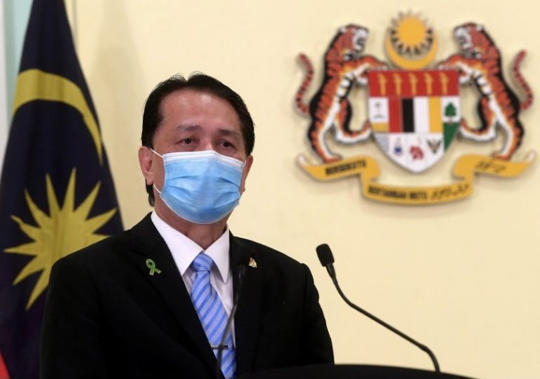 Kes baharu COVID-19 turun lebih 58 peratus minggu lepas