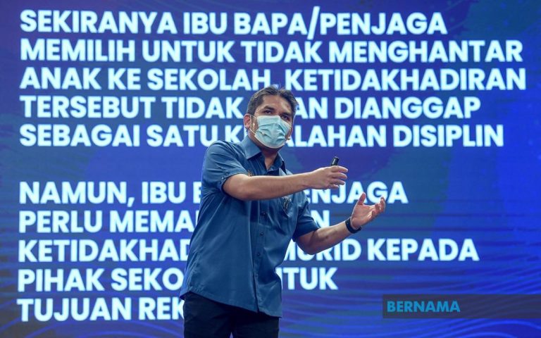 Ibu bapa atau penjaga boleh pilih untuk tidak hantar anak ke sekolah – Radzi