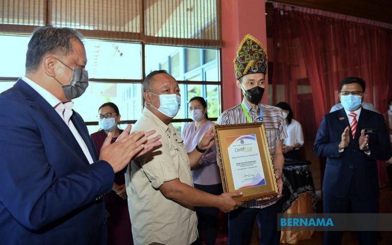 Sabah lantik Lee Chong Wei sebagai duta pelancongan