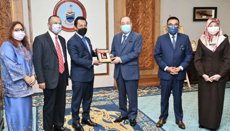 PETRONAS bina kemudahan LNG pertama Sabah di SOGIP – Hajiji