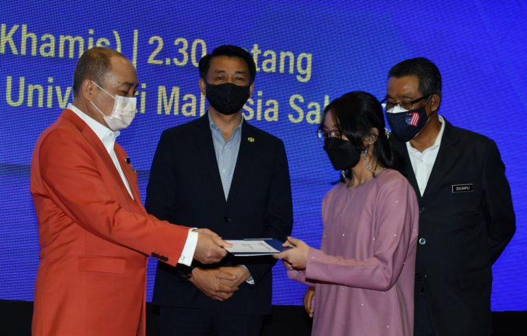 Kerajaan Negeri agih RM1.2 juta untuk bantuan BUDI kepada 670 pelajar