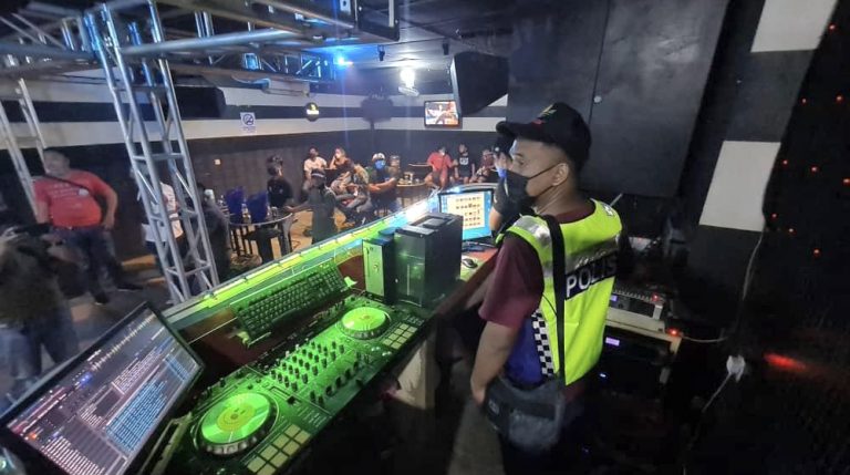 Pusat hiburan guna lesen restoran dan pelanggan dikompuan RM10,500