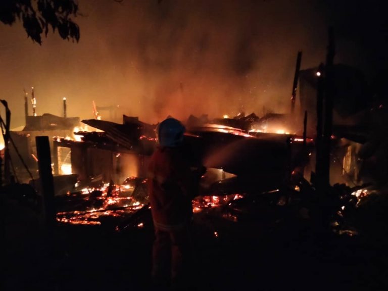 Empat rumah musnah dalam kebakaran di Kunak