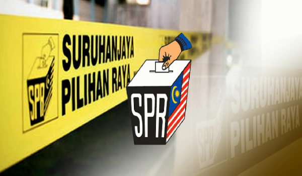 Rakyat Malaysia keluar mengundi hari ini