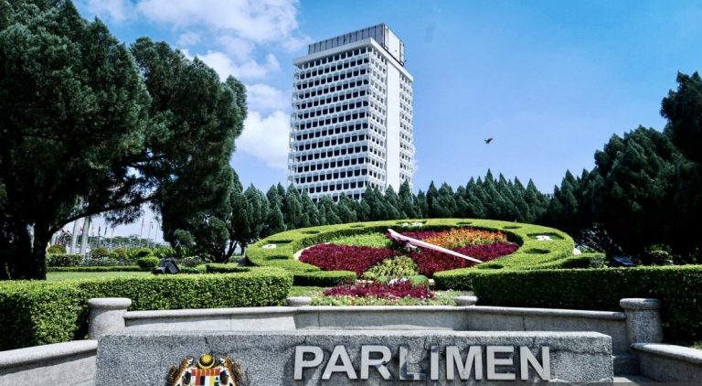 Usul undi percaya, pelantikan speaker tumpuan hari pertama persidangan Dewan Rakyat