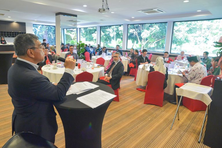 Luncheon Talk Alumni 2023 Platform Alumni UMS Dampingi Universiti