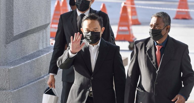Wan Saiful mengaku tidak bersalah terima RM6.9 juta