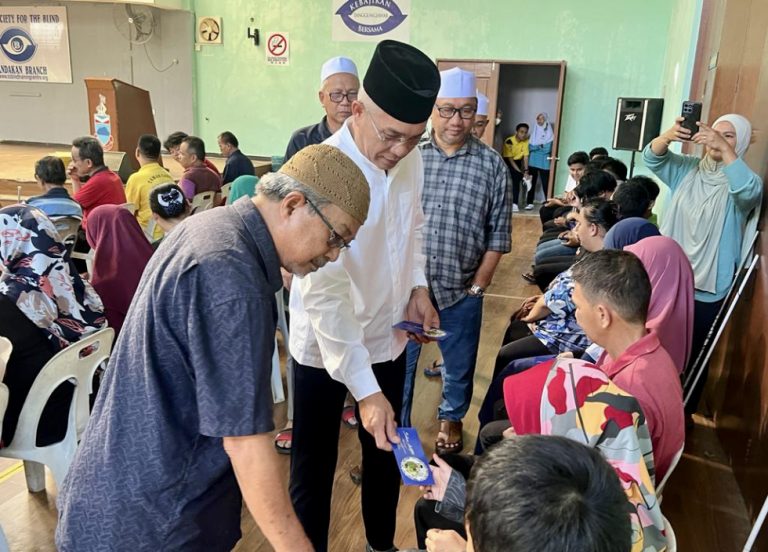 Armizan perlu fokus turunkan harga tiket penerbangan, henti main politik- Suhaimi