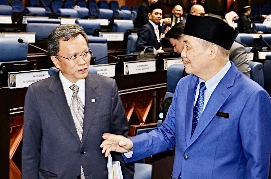 Sabah keluarkan lesen penerokaan mineral – Hajiji