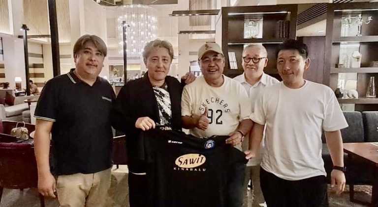 TABS Bandaraya Terima Sumbangan Ahli Pernigaan Jepun