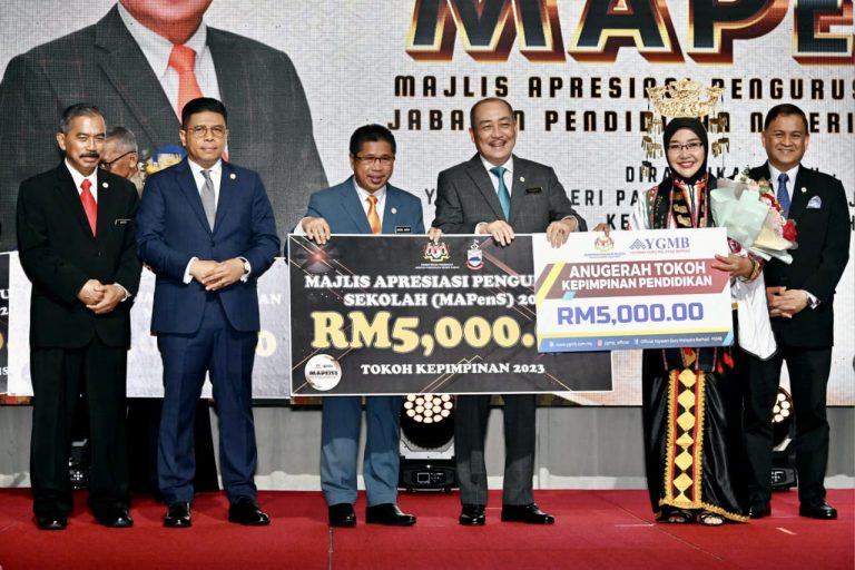 Rangkaian internet gentian optik minimum 100 Mbps di semua pejabat kerajaan negeri Sabah