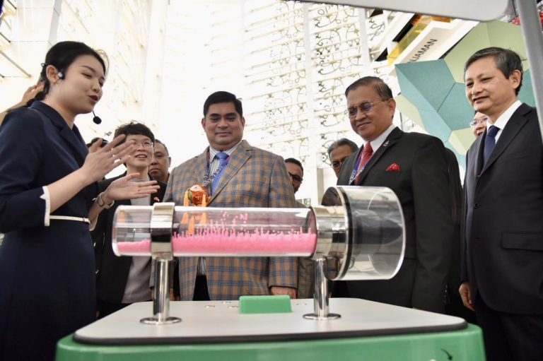 Sasaran tingkatkan pelajar aliran sains di Sabah kepada 40 peratus pada 2025