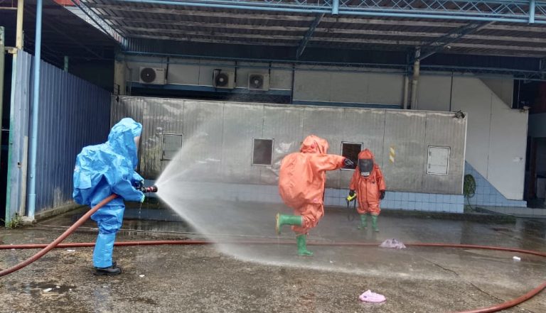 Kes kebocoran gas Amonia di kilang memproses ais batu, seorang pekerja maut