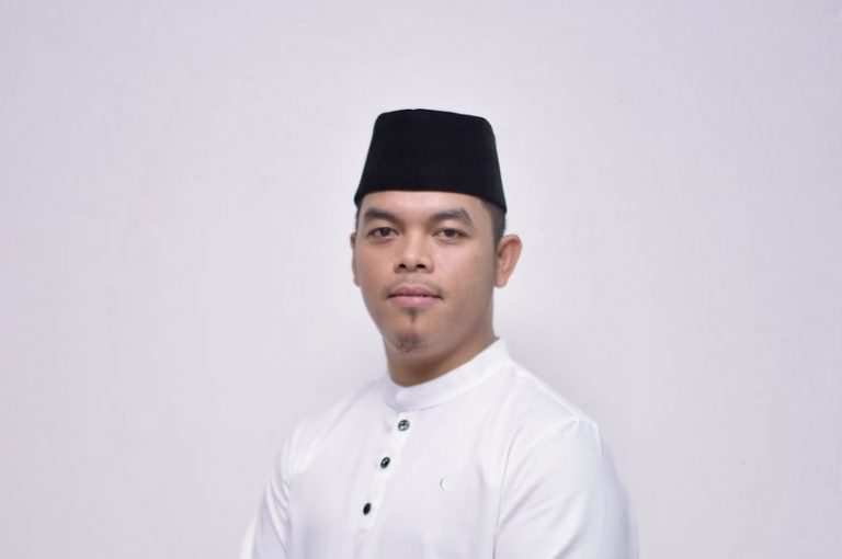 Budaya 1 orang 4 keahlian parti di Sabah satu budaya songsang harus dihentikan