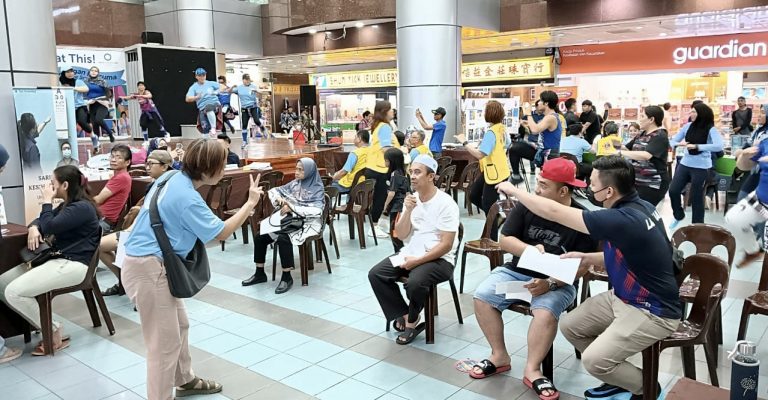 Lions Club Mandarin anjur saringan kesihatan secara percuma