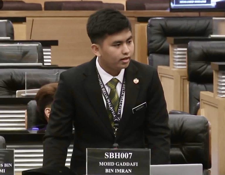 Permohonan maaf tidak mencukupi, ambil tindakan kepada Ahli Parlimen Beruas