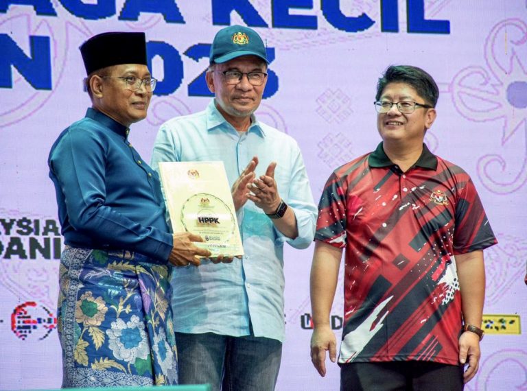 Pelan Pembangunan Penampang dilancarkan, Ewon komited jayakan dengan sokongan Anwar dan Hajiji