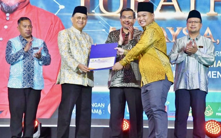 Sabah bekerjasama dengan USIM taja pelajar untuk program pengajian kitab turath
