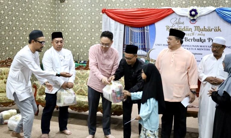 Syarikat korporat, individu dipelawa salur sumbangan Program Amal Berbuka Puasa – Awang Kadin
