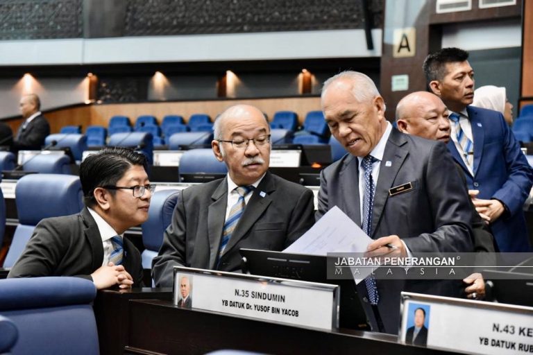 Ketua Menteri bersama Jemaah Menteri, penjawat awam bertungkus lumus jayakan misi Kerajaan Negeri tangani masalah dihadapi rakyat – Dr Yusof