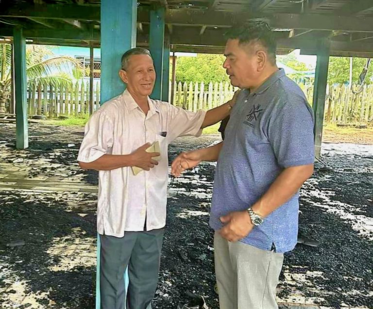 ADUN Sebatik menziarah mangsa kebakaran di Felda Umas 1 Blok 10 Tawau