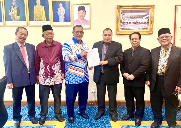 Nizam menerima kunjungan Ketua Penerangan Gagasan Rakyat Zon Tiga