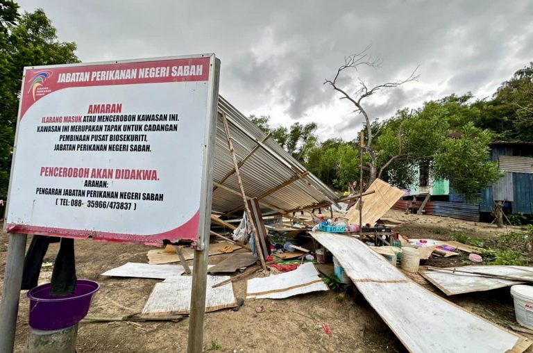 62 rumah setinggan sekitar Kota Kinabalu dirobohkan