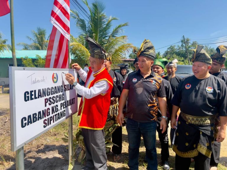 Pembukaan gelanggang PSSCHG Kampung Pelakat sediakan kemudahan tempat latihan pesilat di Sipitang – Dr Yusof