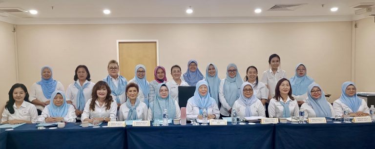 18,000 jentera Wanita GRS bersedia hadapi PRN-17 – Azizah