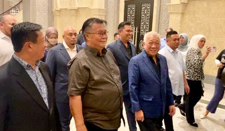 Bung, Zizie diarah bela diri tuduhan rasuah