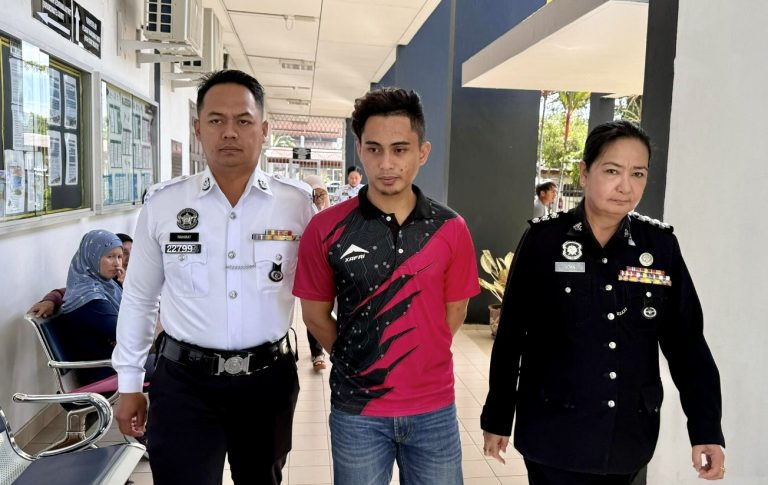 Denda RM11,300, penjara 9 bulan langgar pintu bank gara-gara mabuk