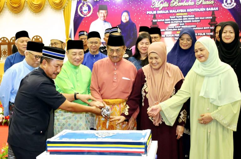 Polis Sabah sambut Hari Polis ke-218 pada majlis berbuka puasa