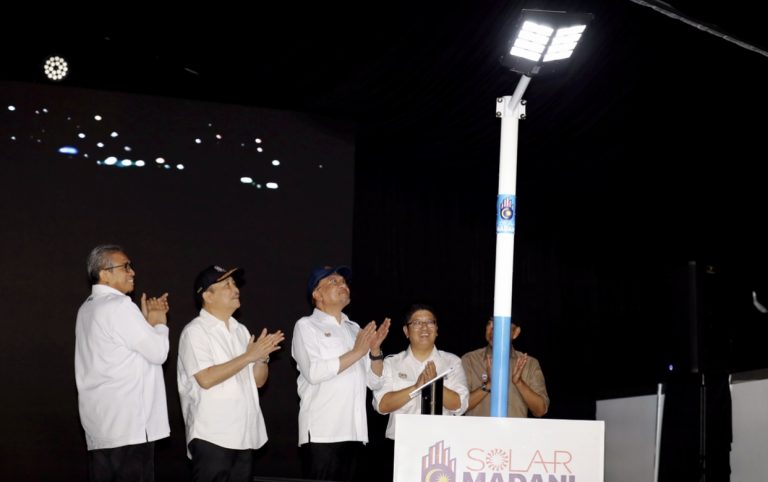 Kerjasama Erat Antara Kerajaan Negeri, Persekutuan Sabah Terus Maju – Anwar
