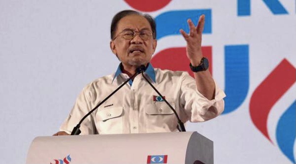 Anwar pertahan peranan keluarga dalam PKR, nafi unsur nepotisme