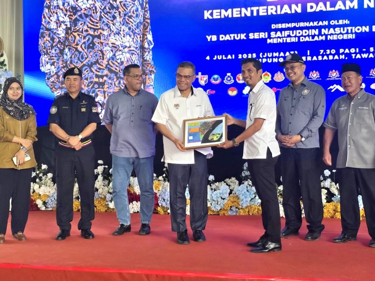 Malaysia Kekal Dilandasan Tepat, Tingkat Keamanan Serantau – Saifuddin