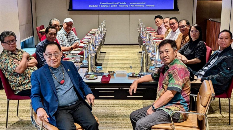 PBS, STAR Tegas Kekal Dalam GRS, Tolak Kerjasama Dengan UMNO