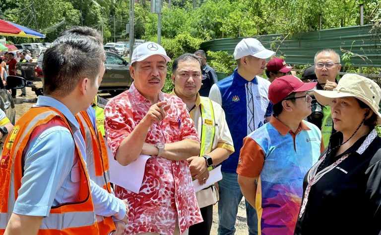 Tanah Runtuh di Jalan Penampang–Tambunan: Kerja Pembersihan Dipercepat – Hajiji