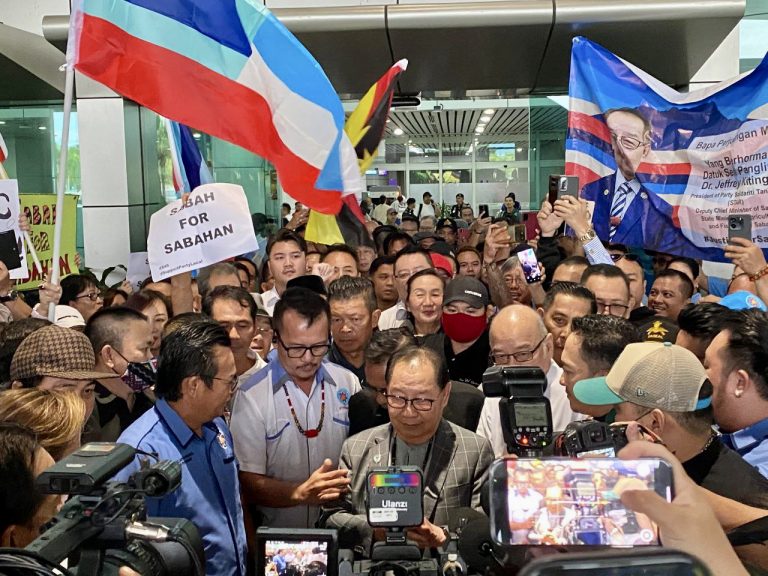 PRN Sabah: Tukar Pendirian Atau Kami Ganti kata Jeffrey Kitingan