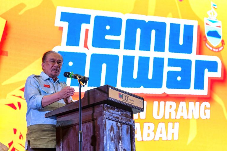 Anwar  Kerajaan MADANI fokus percepat pembinaan Pan Borneo Sabah – Anwar