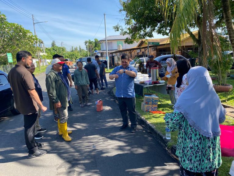 Gotong royong elemen penting pastikan Putatan terus kondusif, bersih