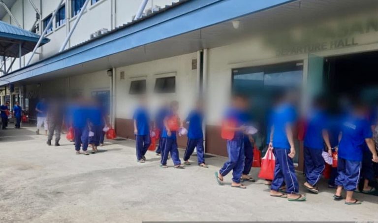 218 PATI Indonesia dihantar pulang melalui Tawau