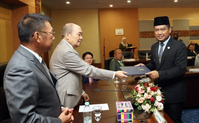 Kurang maklumat punca rakyat tidak tahu bantuan kerajaan, kata Hajiji
