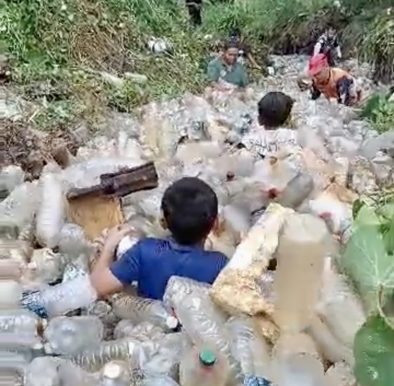 Banjir Sampah Berulang Jejas Penduduk Kampung Boronuon