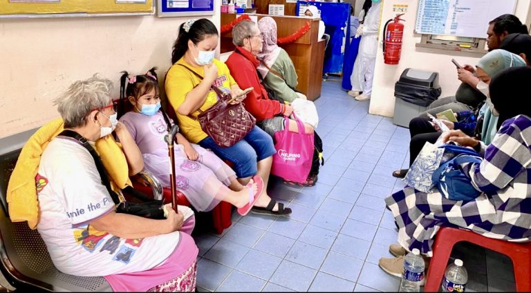 Klinik Kesihatan Likas Sesak, Warga Emas Tertekan Dapatkan Rawatan