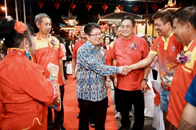 Sabah, Sarawak tuntut pelaksanaan MA63 sebagai blok Borneo – Ewon