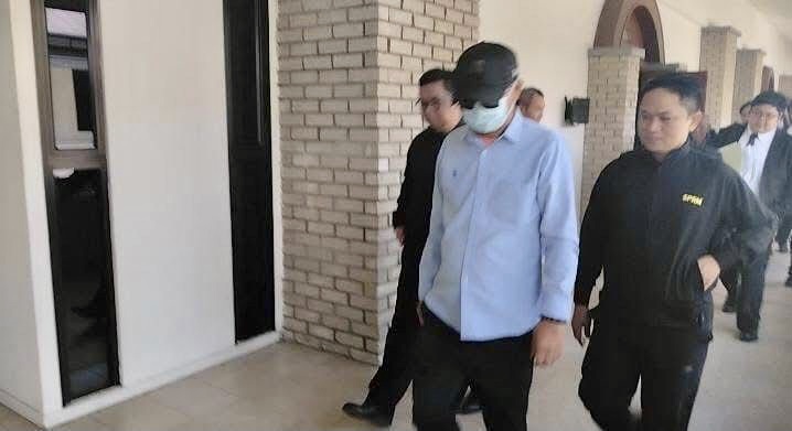 Pegawai Kemajuan Masyarakat didakwa dua pertuduhan salah guna kuasa