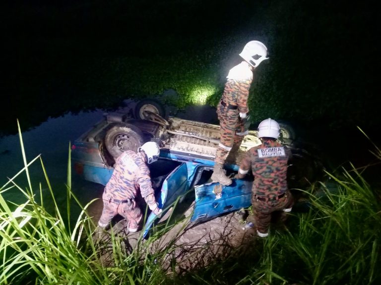Warga emas maut kereta terbabas masuk longkang