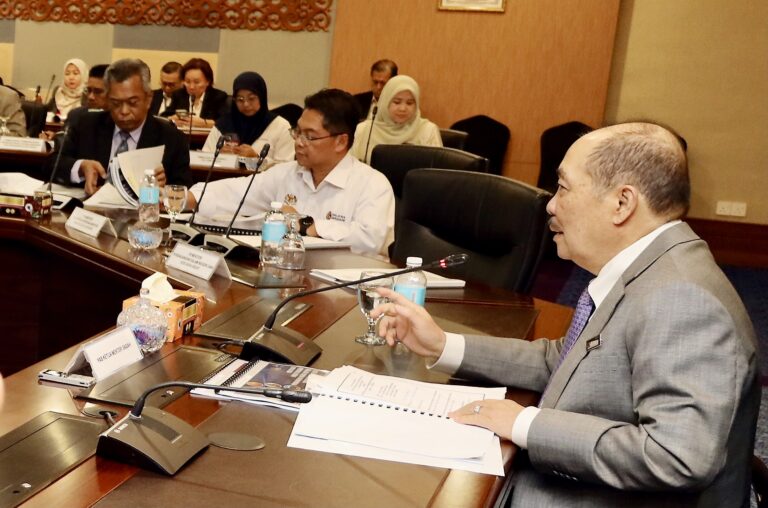 Hajiji mahu projek keperluan mendesak disegerakan